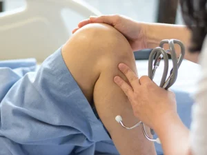 ورم زانو بعد از عمل مینیسک